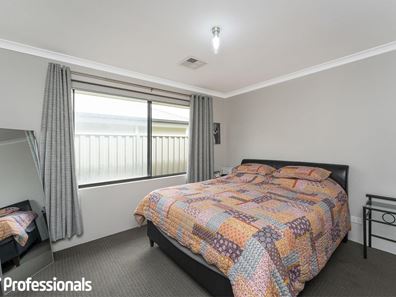 5 Wonnich Street, Byford WA 6122