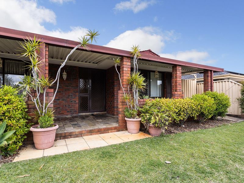 8 Glencairn Way, Parkwood
