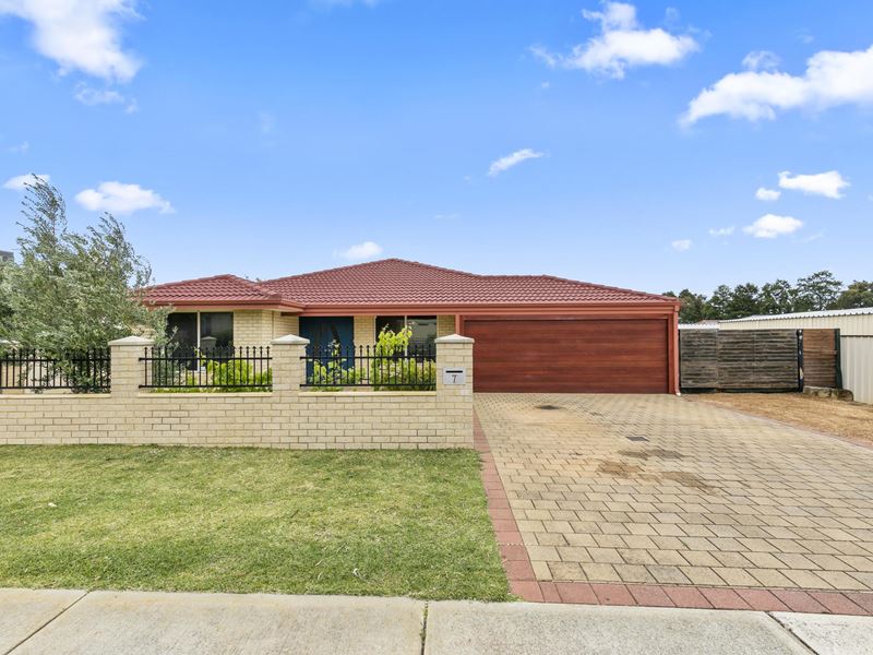 7 Plum Way, Forrestfield WA 6058