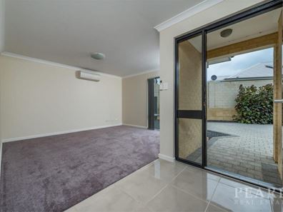 37 Roundhouse Parade, Jindalee WA 6036