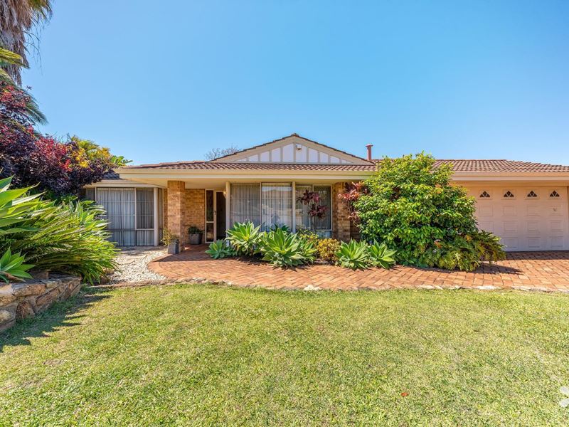 5 Shemels Court, Leeming WA 6149