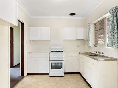 10 Rennington Street, Dianella WA 6059
