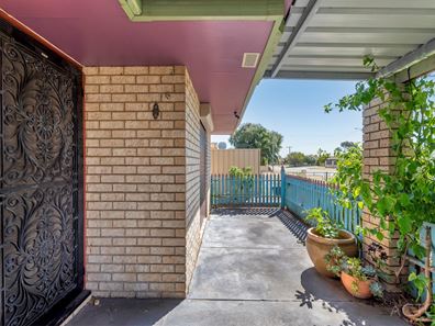 26 Wooramel Way, Cooloongup WA 6168