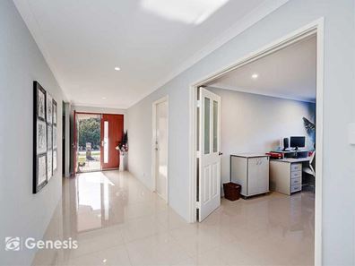 27 Fairweather Drive, Piara Waters WA 6112