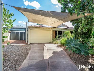 24 Discovery Drive, Thornlie WA 6108