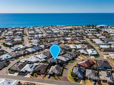 32 Marsdenia Road, Halls Head WA 6210
