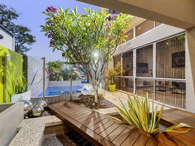 4 Walney Way, Dianella WA 6059