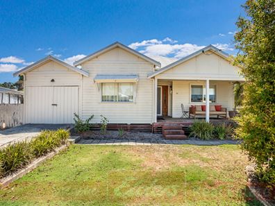 64 Ogden Street, Collie WA 6225