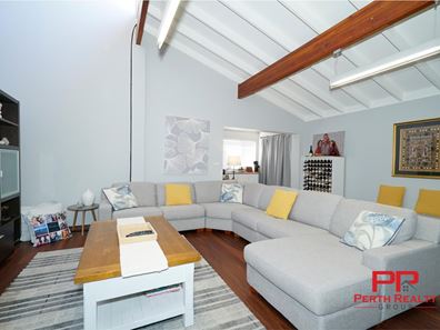 16 Nutfield Street, Bayswater WA 6053