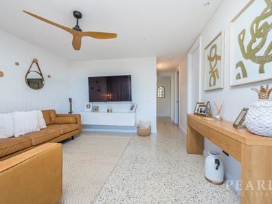 3/2 Second Avenue, Burns Beach WA 6028