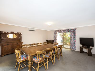 71 Cuthbertson Drive, Cooloongup WA 6168