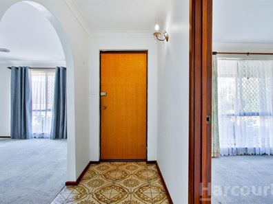 37 Hungerford Avenue, Halls Head WA 6210