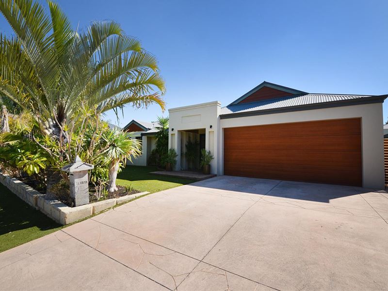 21 Gilbank Crescent, Kinross