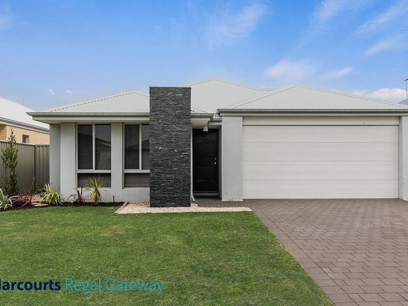 11 Lomond Crescent, Wandi