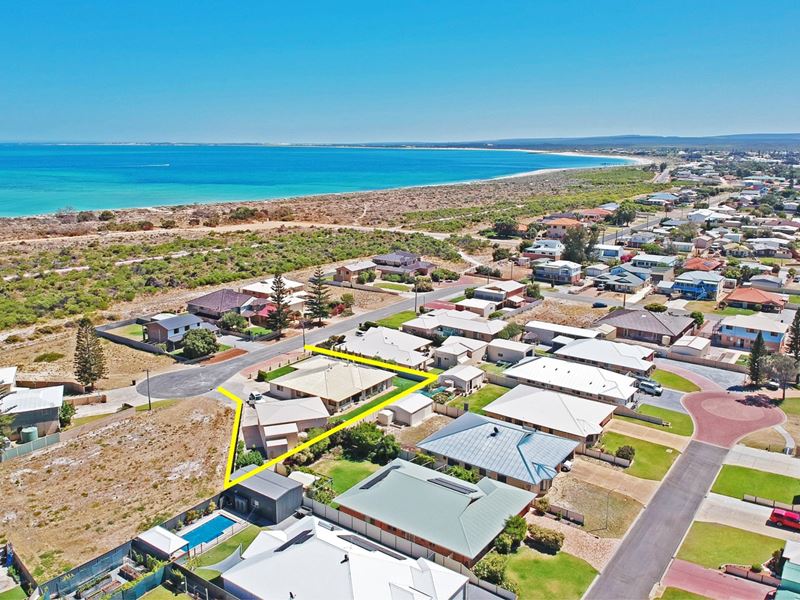 23 Coubrough Place, Jurien Bay