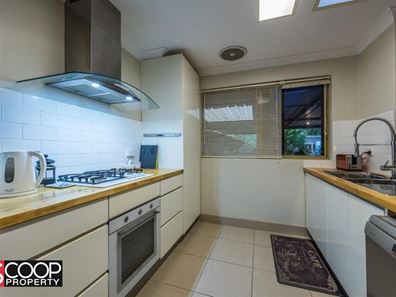 77 Georgetown Drive, Safety Bay WA 6169