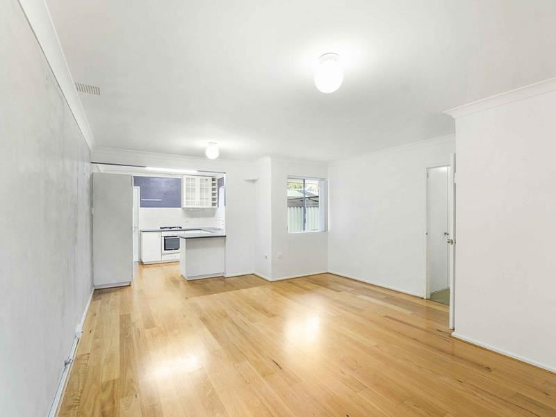 20J Roxwell Way, Girrawheen