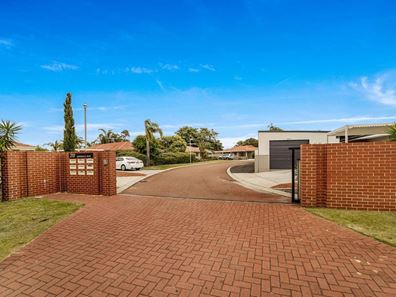 20J Roxwell Way, Girrawheen WA 6064