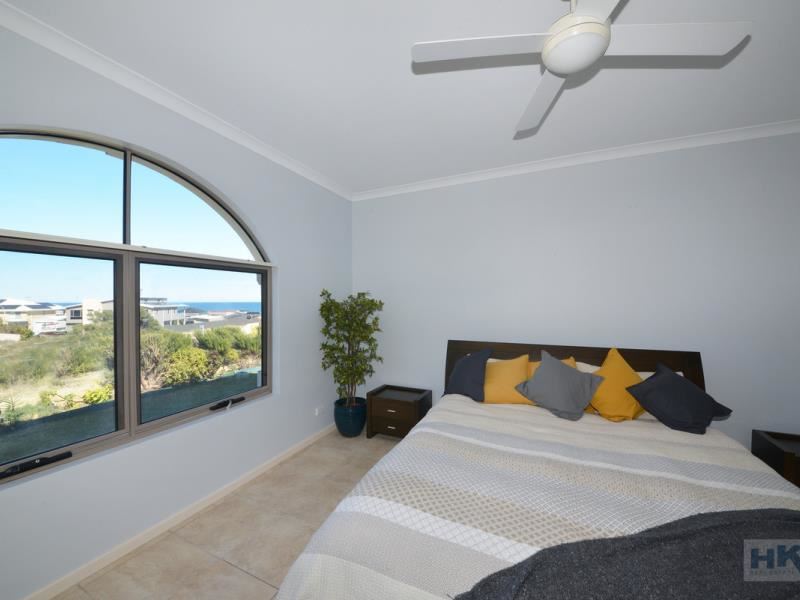 35 Flagtail Outlook, Yanchep
