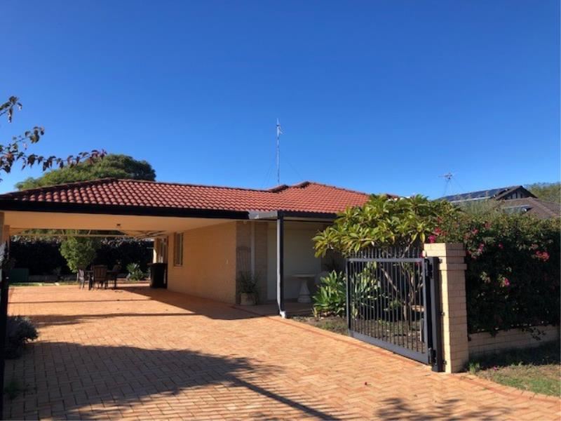 12 Bancroft Close, Greenfields