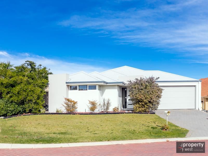 12 Trinity Way, Clarkson