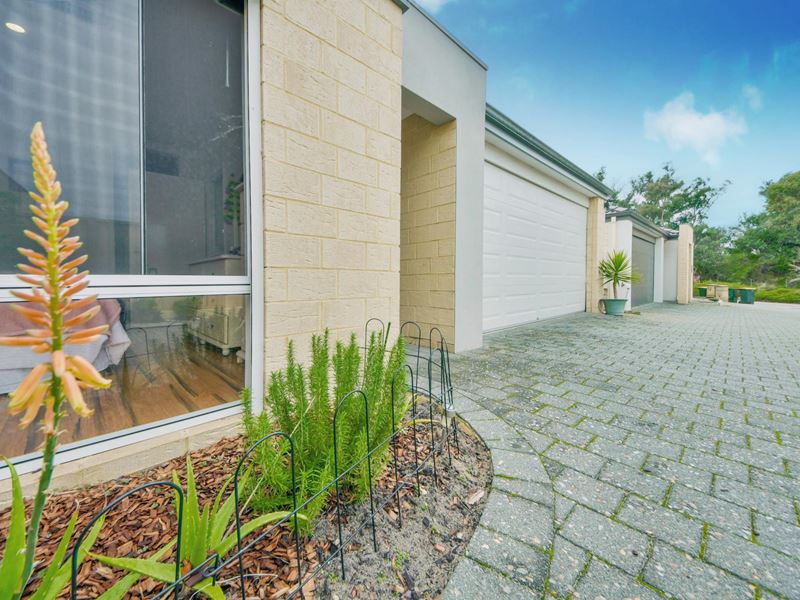 4/93 Millbrook Avenue, Bertram WA 6167