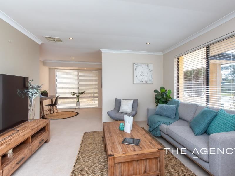 16 Chadlington Drive, Padbury