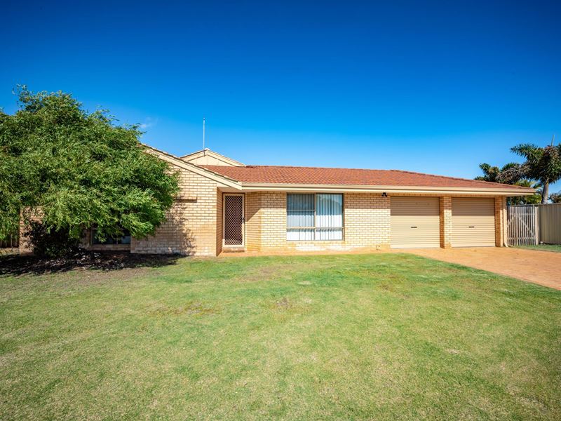 69 Tallarook Way, Waggrakine