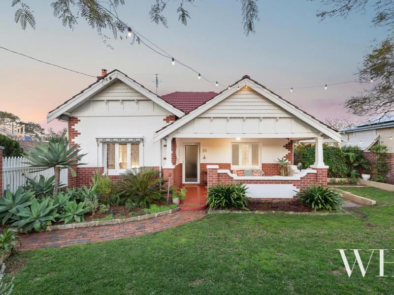 20 Carrington Street, Palmyra
