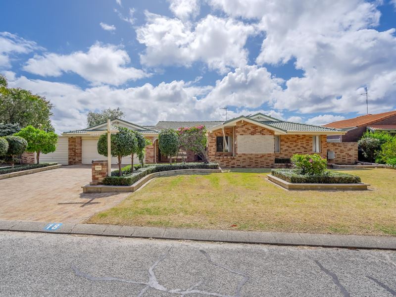 18 Leyburn Drive, Halls Head