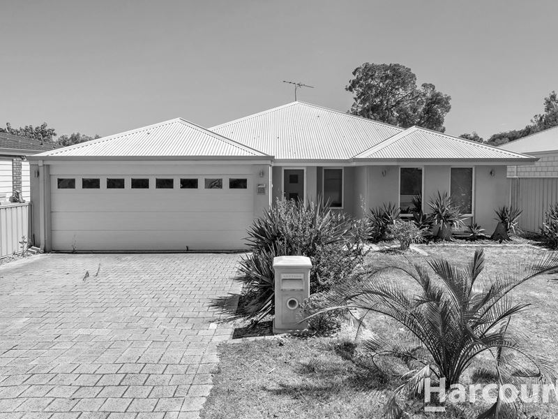 40 Derek Road, Coodanup WA 6210