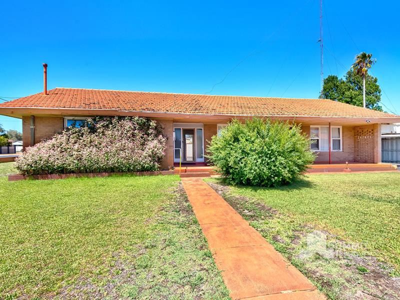 1 Winton Street, Carey Park