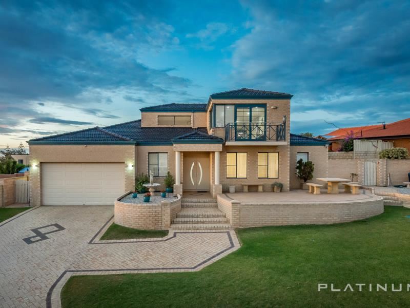 24 Beaumarks Court, Mindarie WA 6030