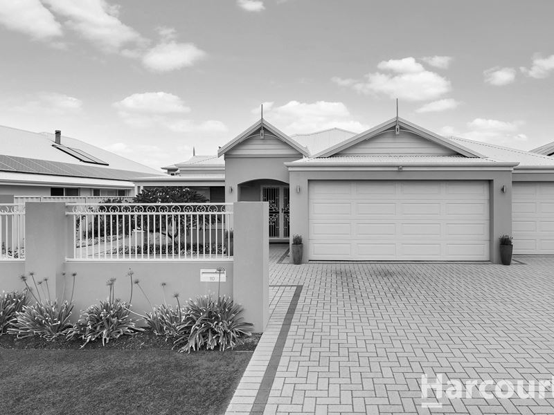 10 George Hibbert Road, Madora Bay
