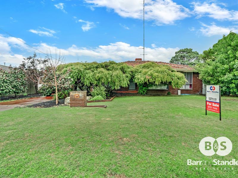 15 Kinkella Drive, Carey Park