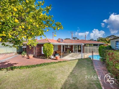 6 Aminya Avenue, Wanneroo WA 6065