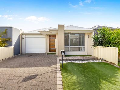 6 Dana Way, Madeley WA 6065