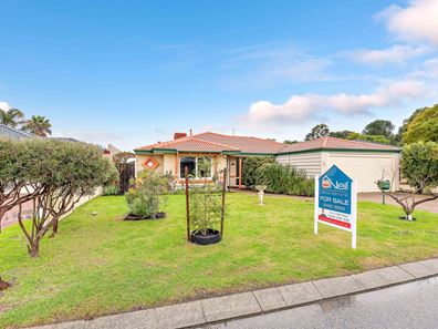 22 Blaxland Elbow, Seville Grove WA 6112