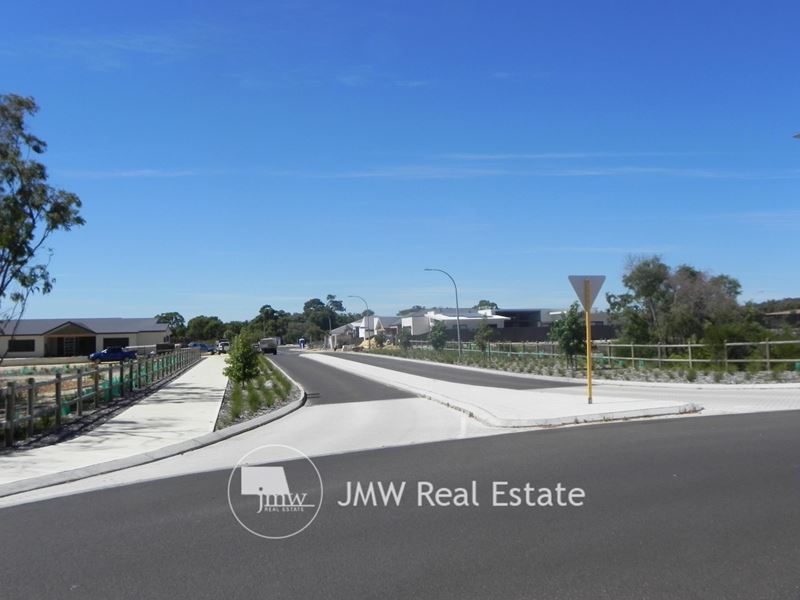 286 Clamp Circuit, Dunsborough