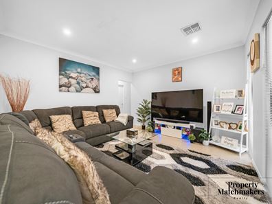 47B Rochester  Circle, Balga WA 6061