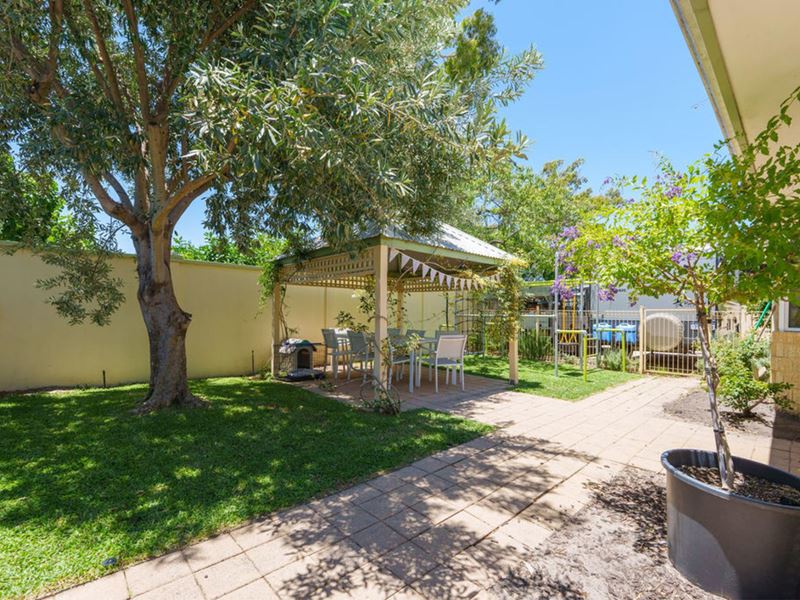 12a Pulo Rd, Brentwood WA 6153