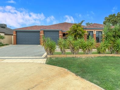 1 Jacksonia Gate, Canning Vale WA 6155