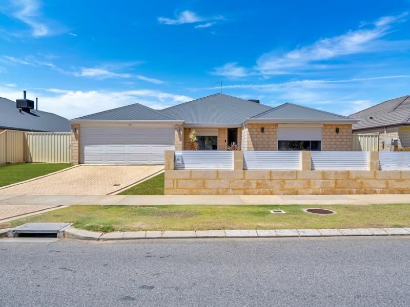 10 Badgerup Avenue, Lakelands