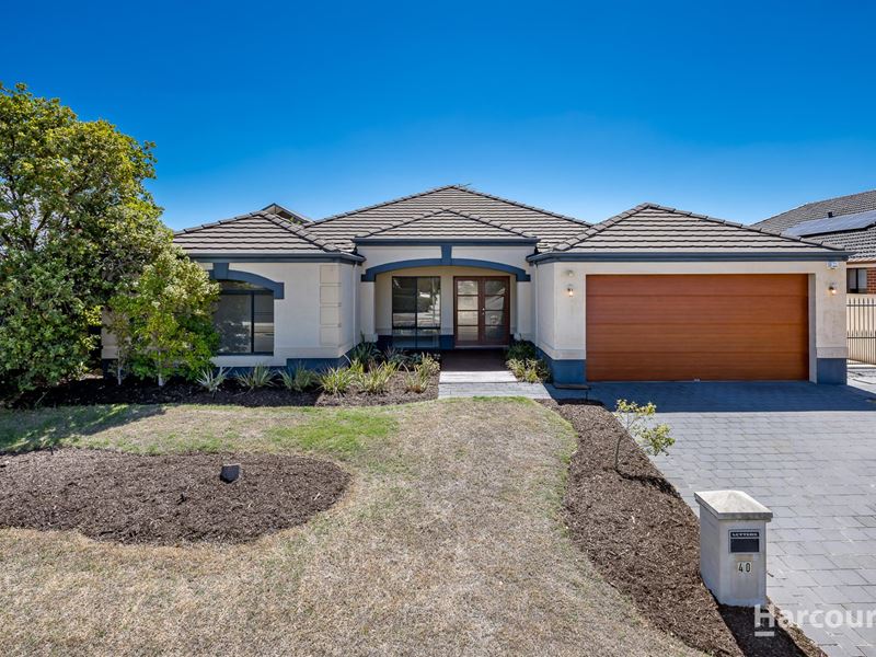 40 Hampshire Drive, Jindalee WA 6036