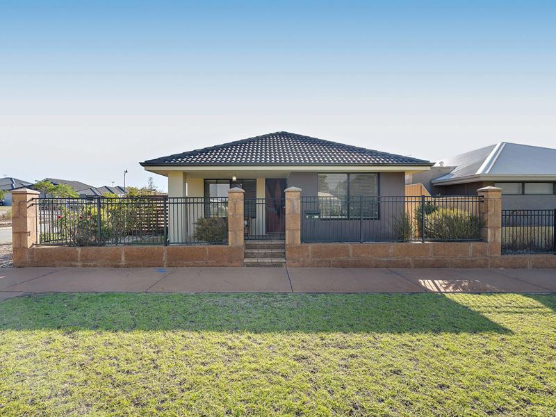 9 Secretan Way, Hammond Park
