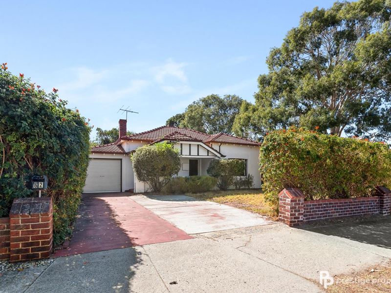62 Grand Promenade, Bayswater