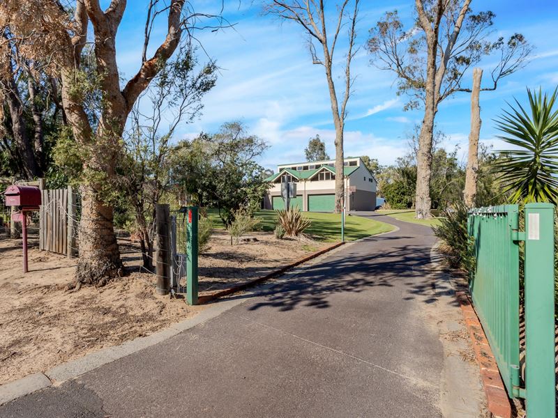 5 + 7 Mossdale  Place, Gelorup