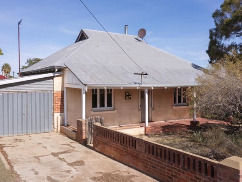 32 Kipling Street, Narrogin