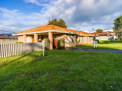 39 March Street, Spearwood WA 6163