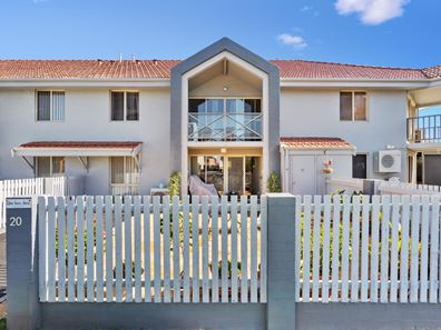 20/1-3 Hackett Street, Mandurah WA 6210